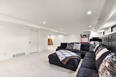 412 Sabine Drive, Muskegon, MI 49442 - Photo 18