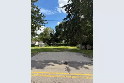 276 E Center Street, Coloma, MI 49038 - Photo 2