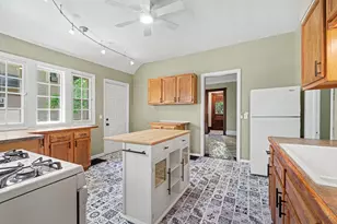 710 Wheaton Ave, Kalamazoo, MI 49008 - Photo 6