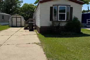 866 Riverbend Ln, Middleville, MI 49333 - Photo 1