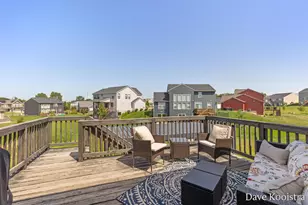 1011 Dreamfield Dr SE, Byron Center, MI 49315 - Photo 38