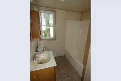 2529 Somerlayton Road, Benton Harbor, MI 49022 - Photo 12