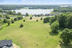 12 Coronado Dr, Jackson, MI 49201 - Photo 1
