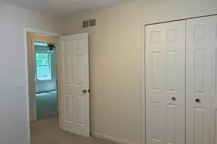 328 N Pointe Dr, Whitmore Lake, MI 48189 - Photo 14