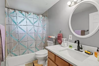 439 S Winding Drive, Waterford, MI 48328 - Photo 8
