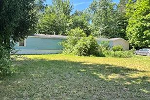15075 Pierce Rd, Stanwood, MI 49346 - Photo 12