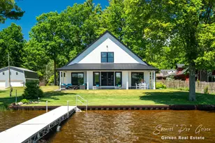 1022 S Woodland Dr, White Cloud, MI 49349 - Photo 1