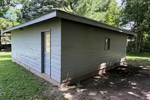 814 N Clinton St, Albion, MI 49224 - Photo 44