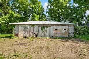 3709 Michael Rd, Eau Claire, MI 49111 - Photo 18