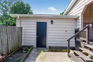 311 Gilbert St, Jackson, MI 49201 - Photo 54
