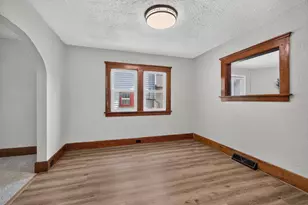 311 Gilbert St, Jackson, MI 49201 - Photo 18
