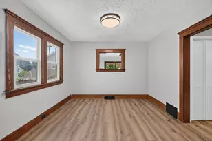 311 Gilbert St, Jackson, MI 49201 - Photo 16