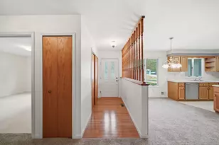 246 Village Ln, Concord, MI 49237 - Photo 6