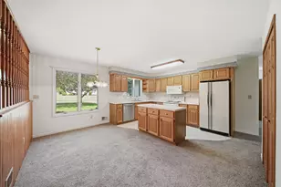 246 Village Ln, Concord, MI 49237 - Photo 8