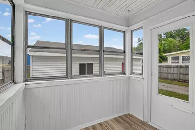 237 N Forbes Street, Jackson, MI 49202 - Photo 10