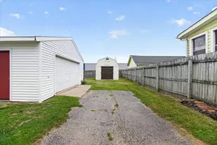 237 N Forbes St, Jackson, MI 49202 - Photo 42