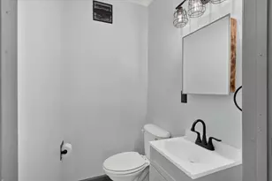 237 N Forbes St, Jackson, MI 49202 - Photo 26