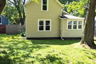 918 Wayne St, Jackson, MI 49202 - Photo 12
