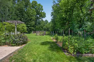 235 Bender St, Jackson, MI 49202 - Photo 30
