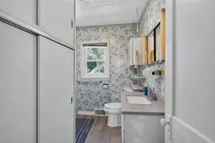 235 Bender St, Jackson, MI 49202 - Photo 12
