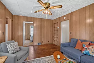 235 Bender St, Jackson, MI 49202 - Photo 4
