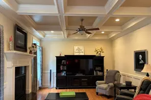 10357 Jill Ln, Berrien Springs, MI 49103 - Photo 6