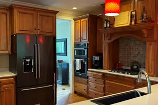 10357 Jill Ln, Berrien Springs, MI 49103 - Photo 4