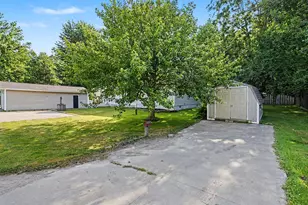43479 Van Auken Dr, Bangor, MI 49013 - Photo 20