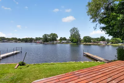 121 N Lakeside Drive, Michigan Center, MI 49254 - Photo 2
