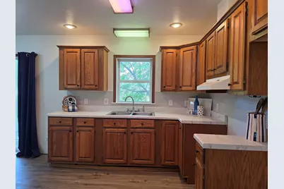 727 Skipper Lane, Coldwater, MI 49036 - Photo 6