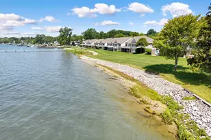 16300 Riverdale Ct, Spring Lake, MI 49456 - Photo 6