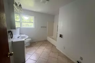 2117 E Jackson Dr, Tekonsha, MI 49092 - Photo 10