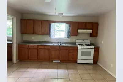 2117 E Jackson Drive, Tekonsha, MI 49092 - Photo 2