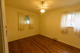 26352 Osmun St, Madison Heights, MI 48071 - Photo 14