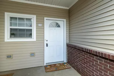 2906 N Knightsbridge Circle, Ann Arbor, MI 48105 - Photo 2