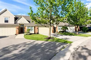 5455 Greenway Dr, Trenton, MI 48183 - Photo 2