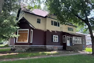 307 Orchard St, Dowagiac, MI 49047 - Photo 1