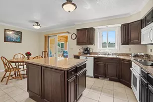 383 Courtney St, Galesburg, MI 49053 - Photo 6