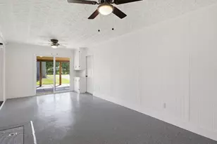 124 Roselawn St, Algonac, MI 48001 - Photo 24