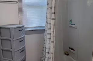 5800 Pennsylvania St, Detroit, MI 48213 - Photo 14