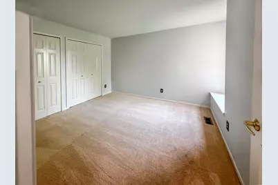2820 Barclay Way, Ann Arbor, MI 48105 - Photo 14