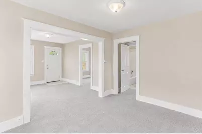186 W Rundell Street, Pontiac, MI 48342 - Photo 4