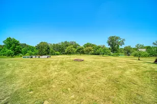 2752 W Mosherville Rd, Jonesville, MI 49250 - Photo 42