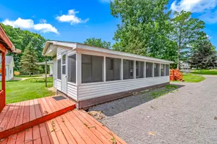 6915 Rowley Dr, Osseo, MI 49266 - Photo 26