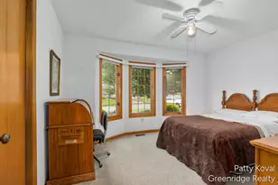 447 Falcon Dr, Wayland, MI 49348 - Photo 14