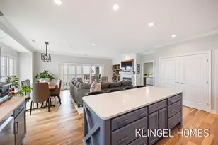 930 W Savidge St, Spring Lake, MI 49456 - Photo 8