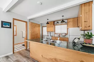 307 Park St, Saint Joseph, MI 49085 - Photo 16
