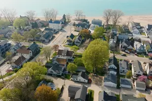 307 Park St, Saint Joseph, MI 49085 - Photo 8