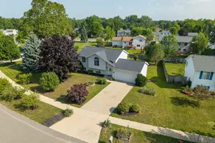 489 Sunmeadow Dr SE, Grand Rapids, MI 49508 - Photo 38
