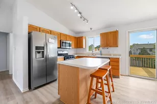 489 Sunmeadow Dr SE, Grand Rapids, MI 49508 - Photo 16